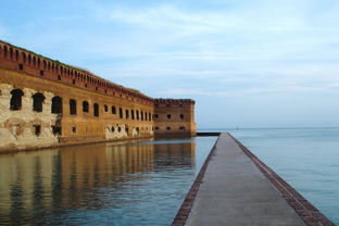 海滨明珠，浪漫之都探秘天津塘沽海河外滩公园，城市的繁华与历史的交汇