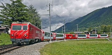 穿越时空的冰河列车，一场瑞士山川的视觉盛宴