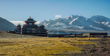 探秘燕子沟，从云雾缭绕到雪山之巅，一场天气变幻的旅行奇缘