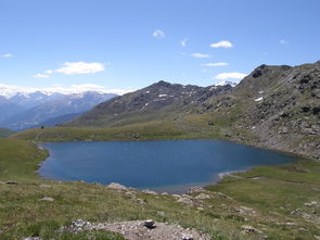 杭州西湖，一湖山水半湖诗