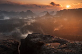 登顶心灵与自然的双重巅峰之旅